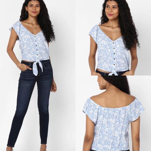 NWT American Eagle Top with Tie Front Detail Blue White Floral Print- Size Small - Picture 1 of 8